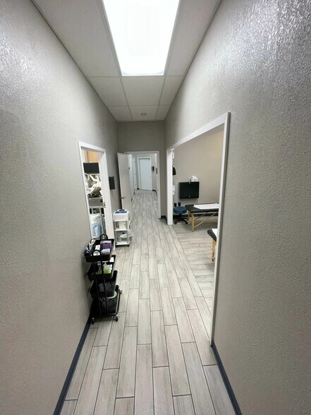 More Photos Of 19750 W Highway 46, Spring Branch Storefront For Lease