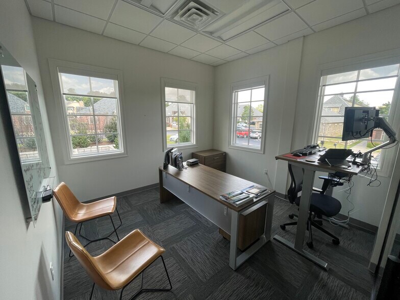 More Photos Of 4521 E 91st St, Tulsa Office For Lease