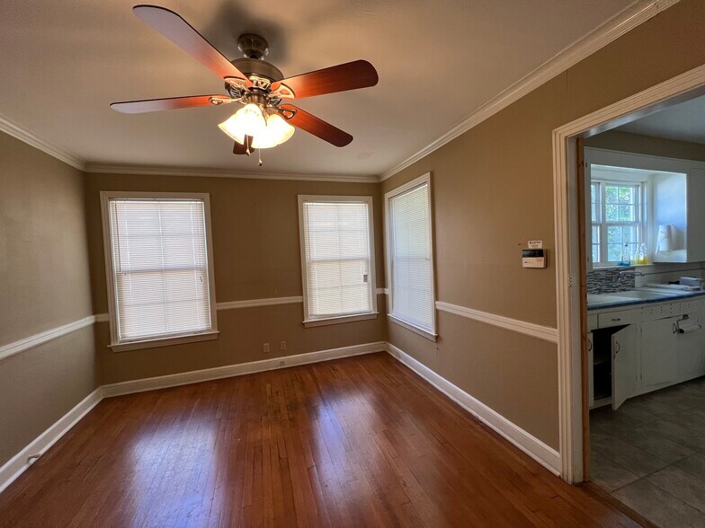 More Photos Of 3545 Youree Dr, Shreveport Office For Lease