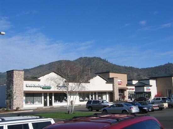 More Photos Of 931 NE D St, Grants Pass Unknown For Lease