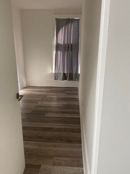 More Photos Of 1378 Queen St. W, Toronto Storefront Retail Residential For Sale