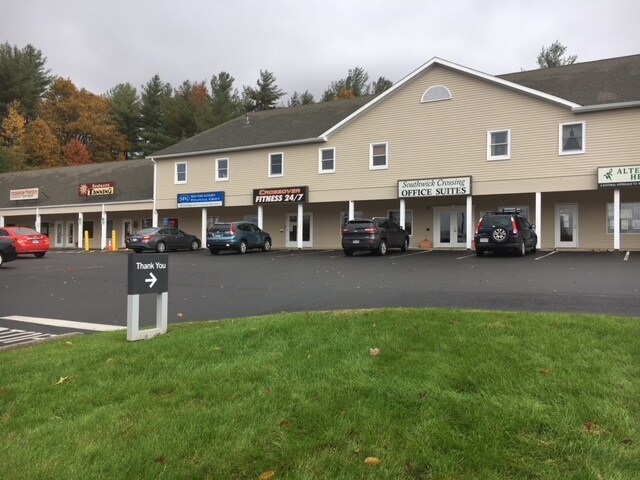 More Photos Of 208 College Hwy, Southwick Freestanding For Lease