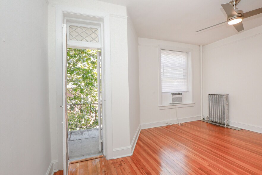 More Photos Of 819 Colonial Ave, Norfolk Apartments For Sale