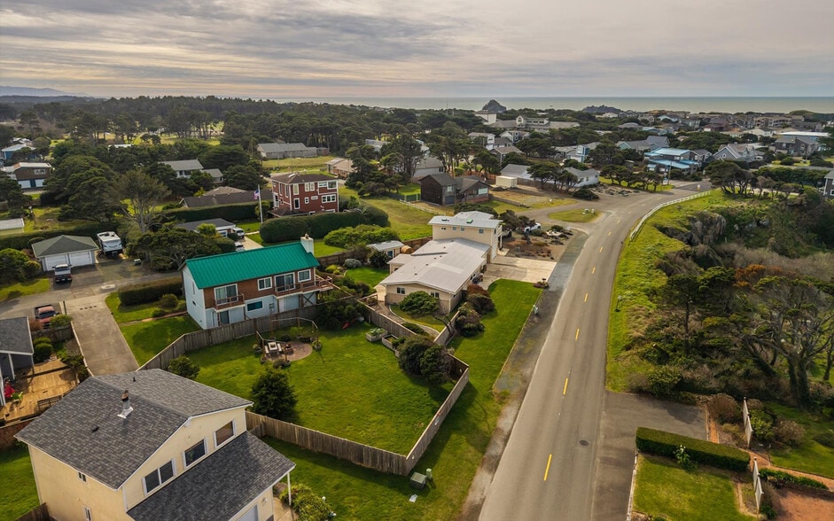 More Photos Of Ocean Dr SW @ Jackson Ave SW, Bandon Land For Sale