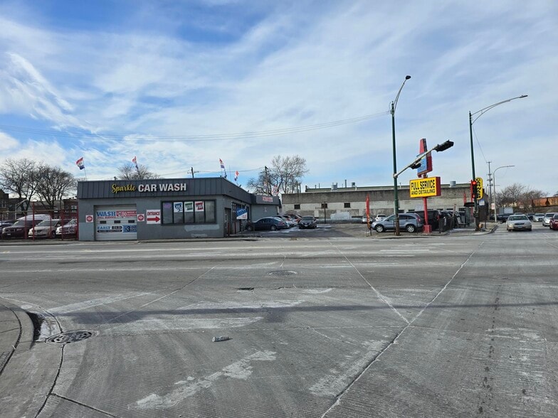 More Photos Of 4801 W Grand Ave, Chicago Carwash For Sale