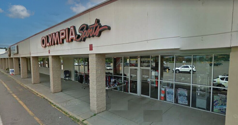 More Photos Of 2900-3014 Elmira St, Sayre Fast Food For Lease