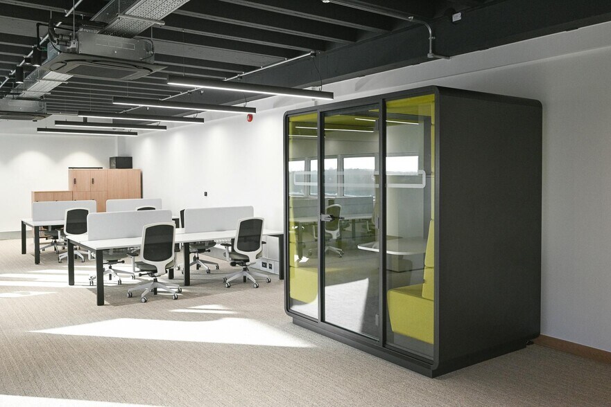 More Photos Of Elder Gate, Milton Keynes Office For Lease
