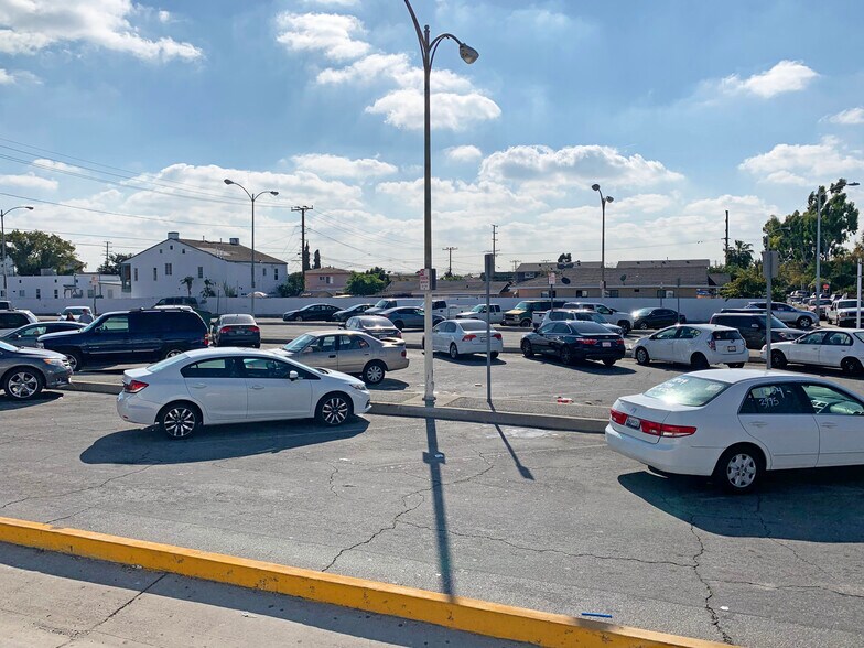 More Photos Of 4751-4757 Whittier Blvd, Los Angeles Storefront For Lease