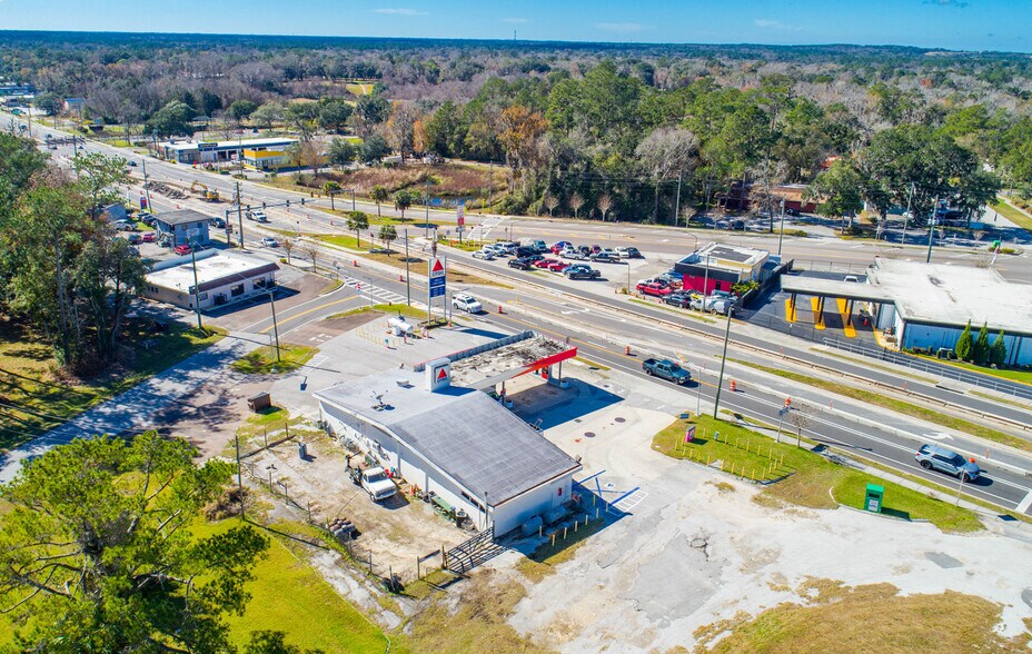 More Photos Of 709 S Broad St, Brooksville Service Station For Sale
