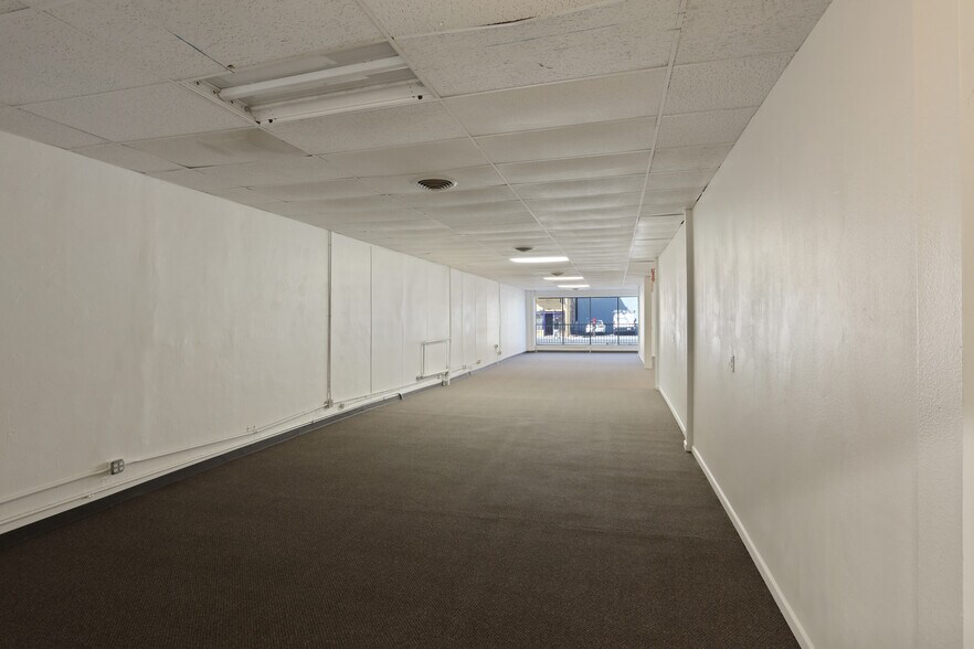 More Photos Of 338-340 N California St, Stockton Storefront For Lease