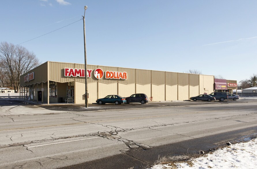 More Photos Of 4007-4019 Pelham Rd, Dearborn Heights Storefront Retail Office For Lease