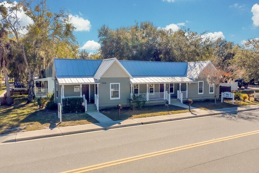 Primary Photo Of 702 Mabbette St, Kissimmee Office For Sale