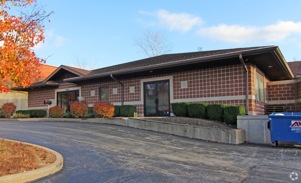 More Photos Of 16388 Westwoods Business Park, Ellisville Warehouse For Sale