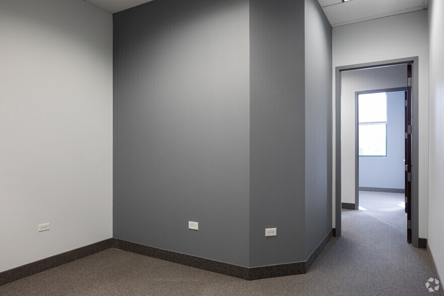 More Photos Of 19751 E Mainstreet, Parker Office For Lease