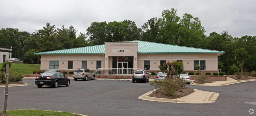 Primary Photo Of 1302 Cronson Blvd, Crofton Medical For Lease