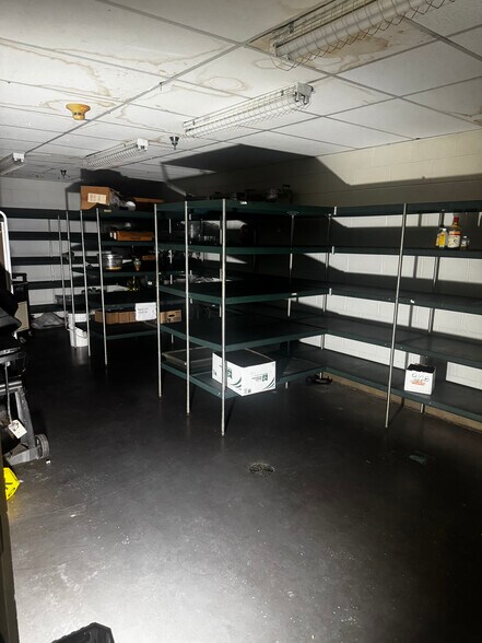 More Photos Of 241 S Chamberlain Ave, Rockwood Assisted Living For Sale