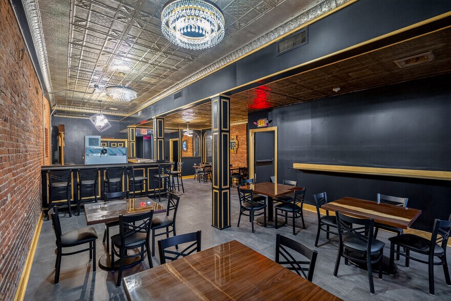 More Photos Of 26 N Main St, Waterbury Storefront Retail Office For Sale