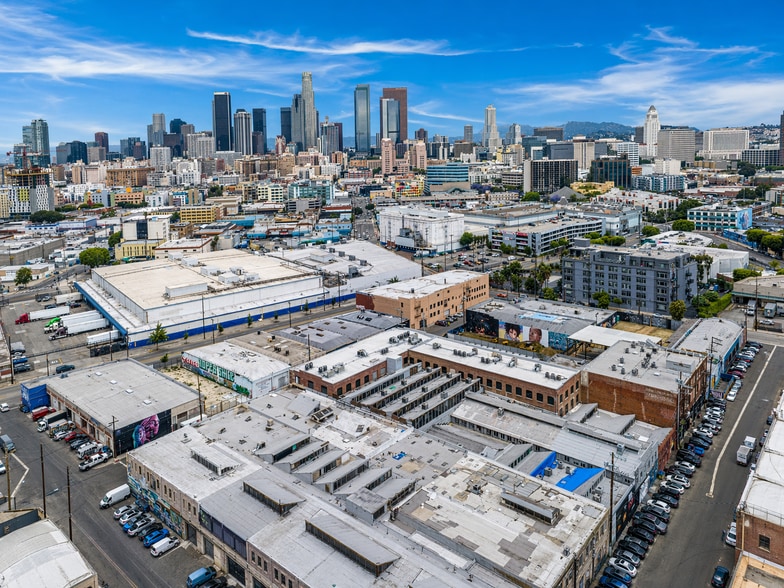 More Photos Of 440 Seaton St, Los Angeles Loft Creative Space For Sale