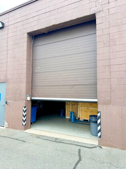 More Photos Of 205 Industrial Ave E, Lowell Light Manufacturing For Lease