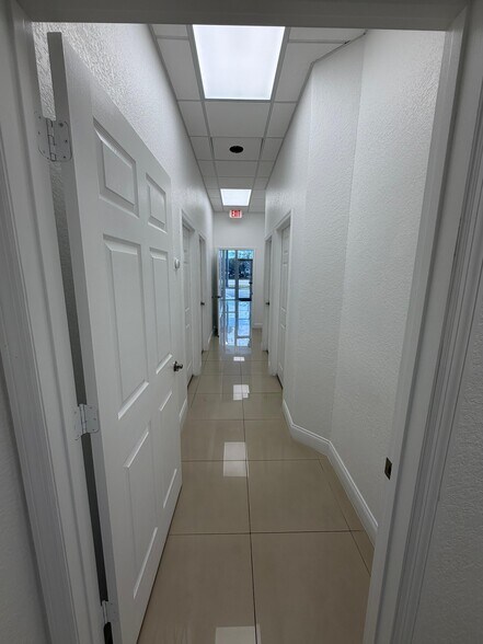 More Photos Of 2003 McCoy Rd, Orlando General Retail For Lease