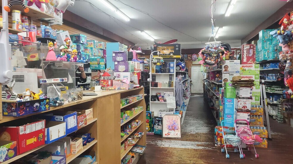 More Photos Of 1468 Myrtle Ave, Brooklyn Storefront Retail Residential For Lease