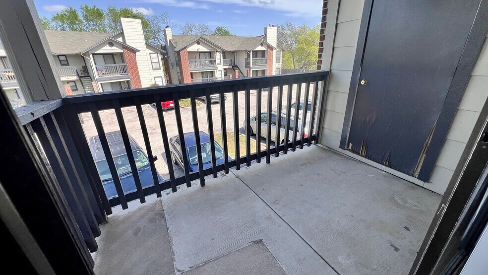 More Photos Of 804 Station St, Converse Multifamily For Sale