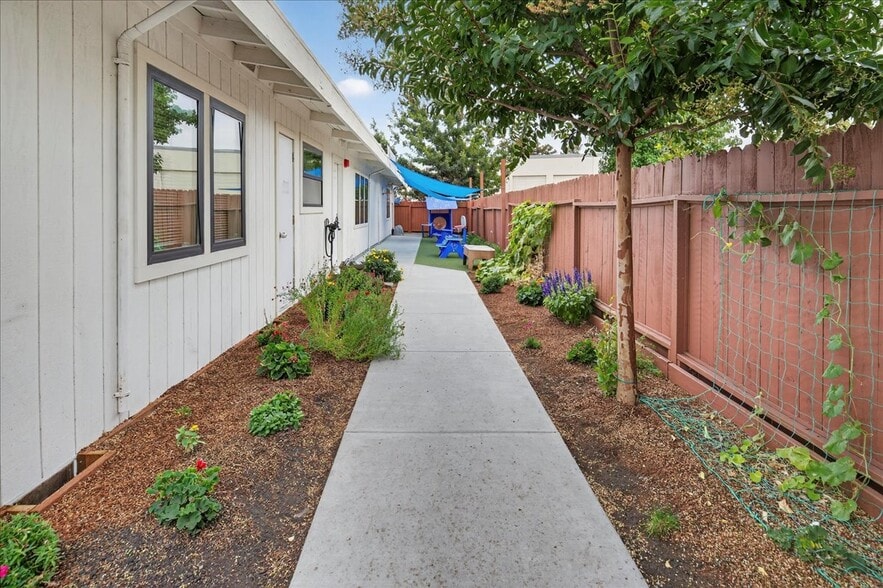 More Photos Of 2120 Omega Rd, San Ramon Daycare Center For Sale