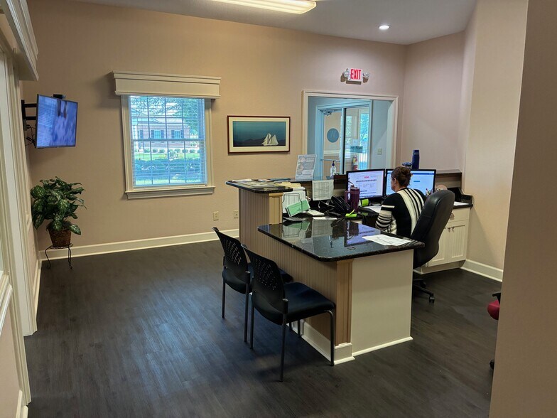 More Photos Of 1880 W City Dr, Elizabeth City Medical For Sale