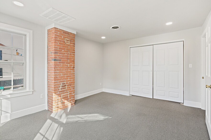 More Photos Of 229 E Main St, Westminster Office For Lease