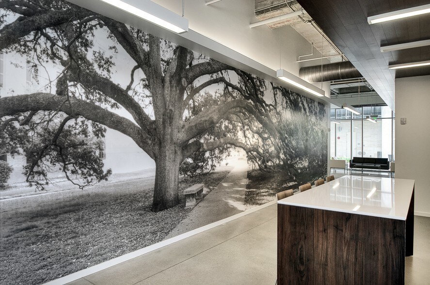 More Photos Of 170 Century Square Dr, College Station Office For Lease