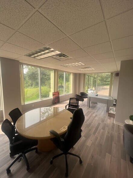 More Photos Of 317 Foxon Rd, East Haven Medical For Lease