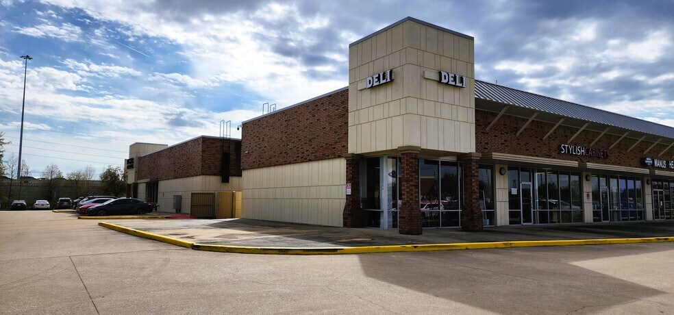 Primary Photo Of 17758 Katy Fwy, Houston Storefront Retail Office For Lease