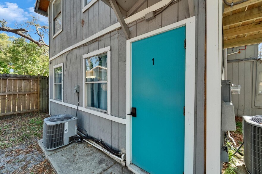 More Photos Of 4209 N 14th St, Tampa Multifamily For Sale