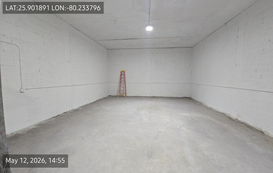More Photos Of 2111 NW 139th St, Opa-locka Warehouse For Lease