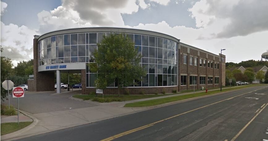 More Photos Of 4719 Park Nicollet Ave SE, Prior Lake Office For Lease