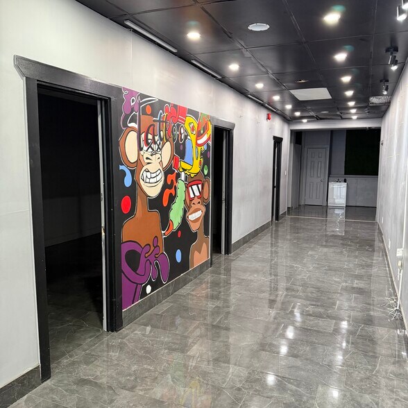 More Photos Of 251 Bank St, Ottawa Office For Lease