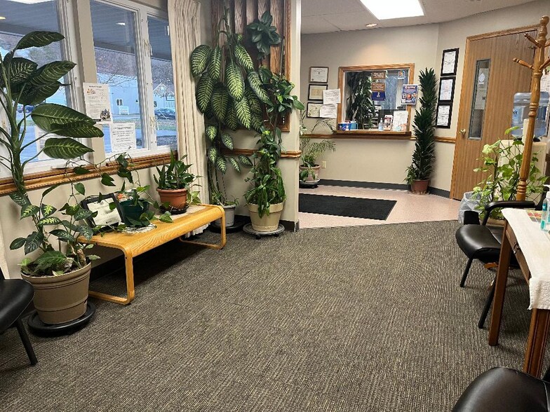 More Photos Of 823 W Spring St, Titusville Medical For Sale