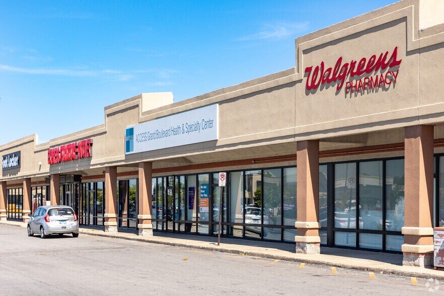 More Photos Of 5401 S Wentworth Ave, Chicago Unknown For Lease