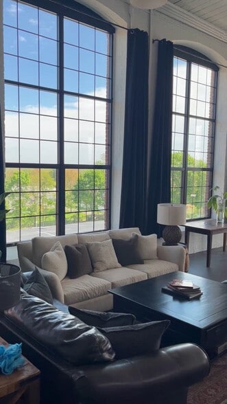 Primary Photo Of 426 Metacom Ave, Warren Manufacturing For Lease