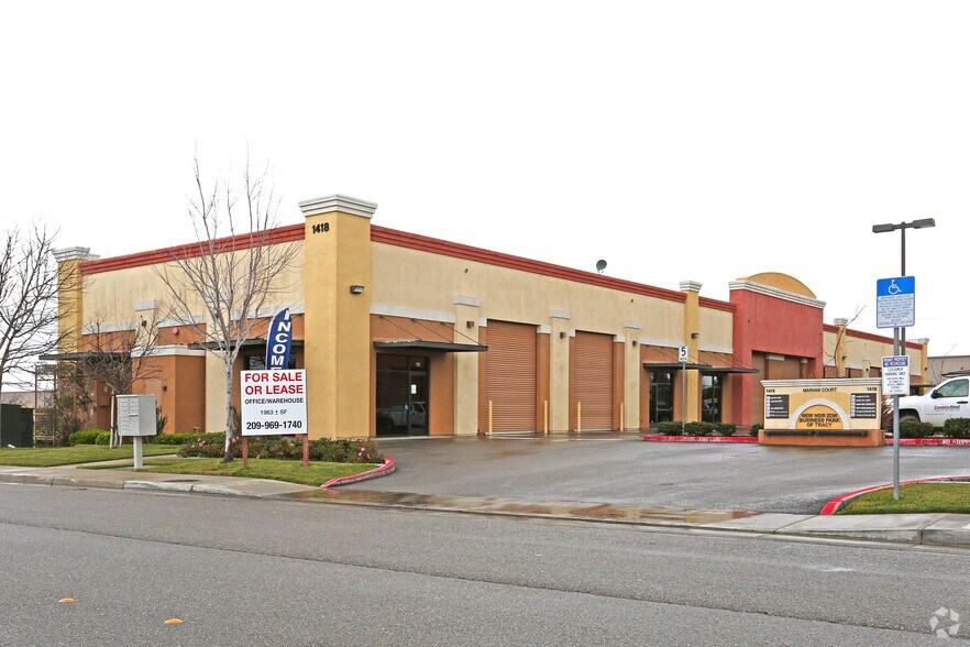 Primary Photo Of 1418 Mariani Ct, Tracy Warehouse For Sale