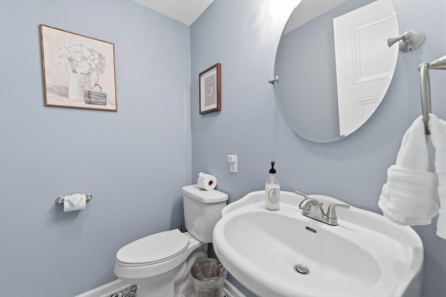 More Photos Of 149 Union Ave, Saratoga Springs Hospitality For Sale