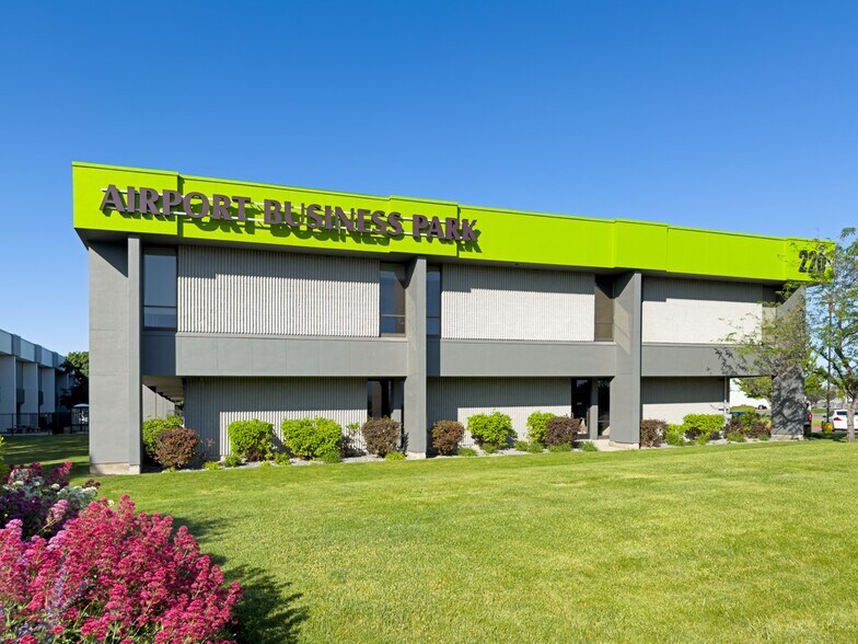 More Photos Of 220 N 2200 W, Salt Lake City Office For Sale