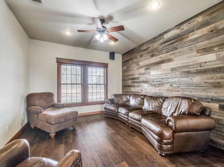 More Photos Of 19 Old Fredericksburg Rd, Boerne Land For Sale
