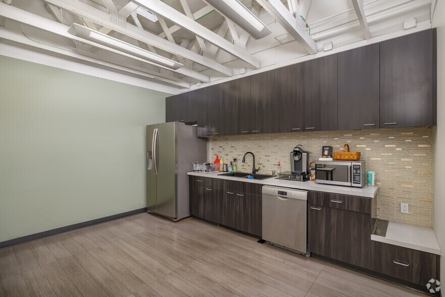 More Photos Of 629 2nd St, Encinitas Medical For Sale