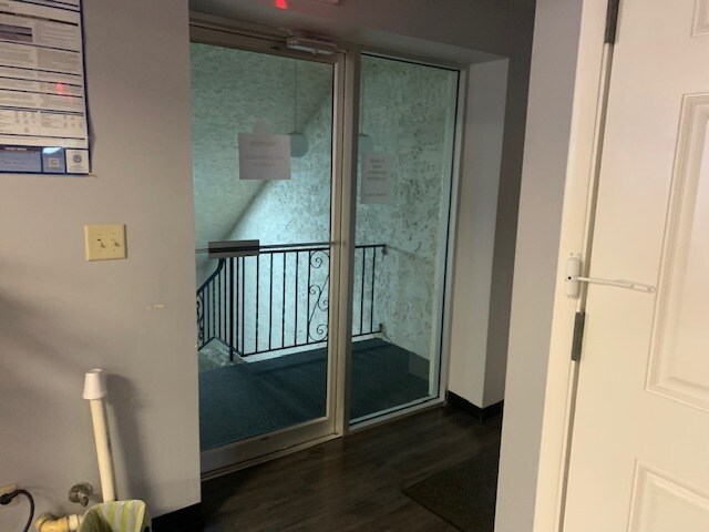 More Photos Of 2123 N 1st Ave, Whitehall Office For Lease