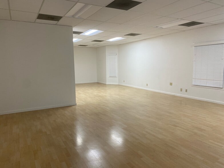 More Photos Of 312 Cernon St, Vacaville Office For Lease