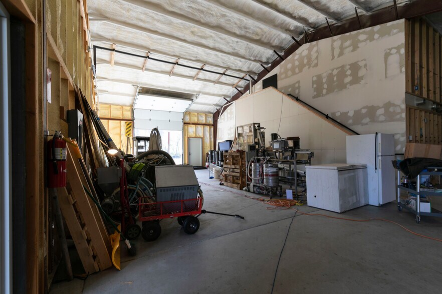 More Photos Of 125 & 139 Hannon Ln, Darby Restaurant For Sale