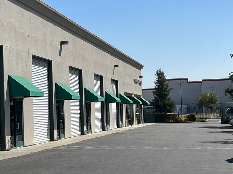More Photos Of 141-201 D'Arcy Pky, Lathrop Warehouse For Lease