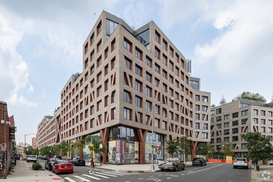 Primary Photo Of 123 Melrose St, Brooklyn Apartments For Lease