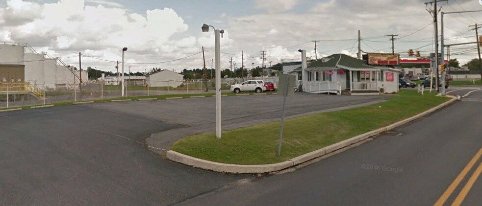 More Photos Of 5155 Simpson Ferry Rd, Mechanicsburg Restaurant For Lease